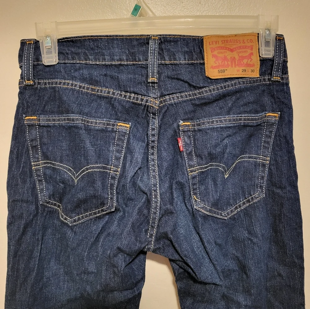 Men's Levi Strauss & Co. Blue Jeans (W29 L30) - Picture 4 of 7
